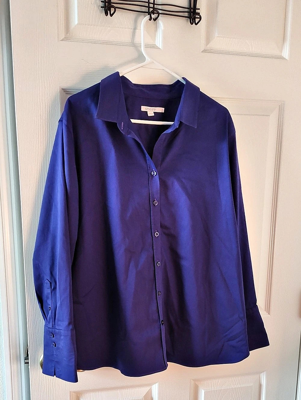 Chico's Button Down Shirt in Blue Size 4 Like New